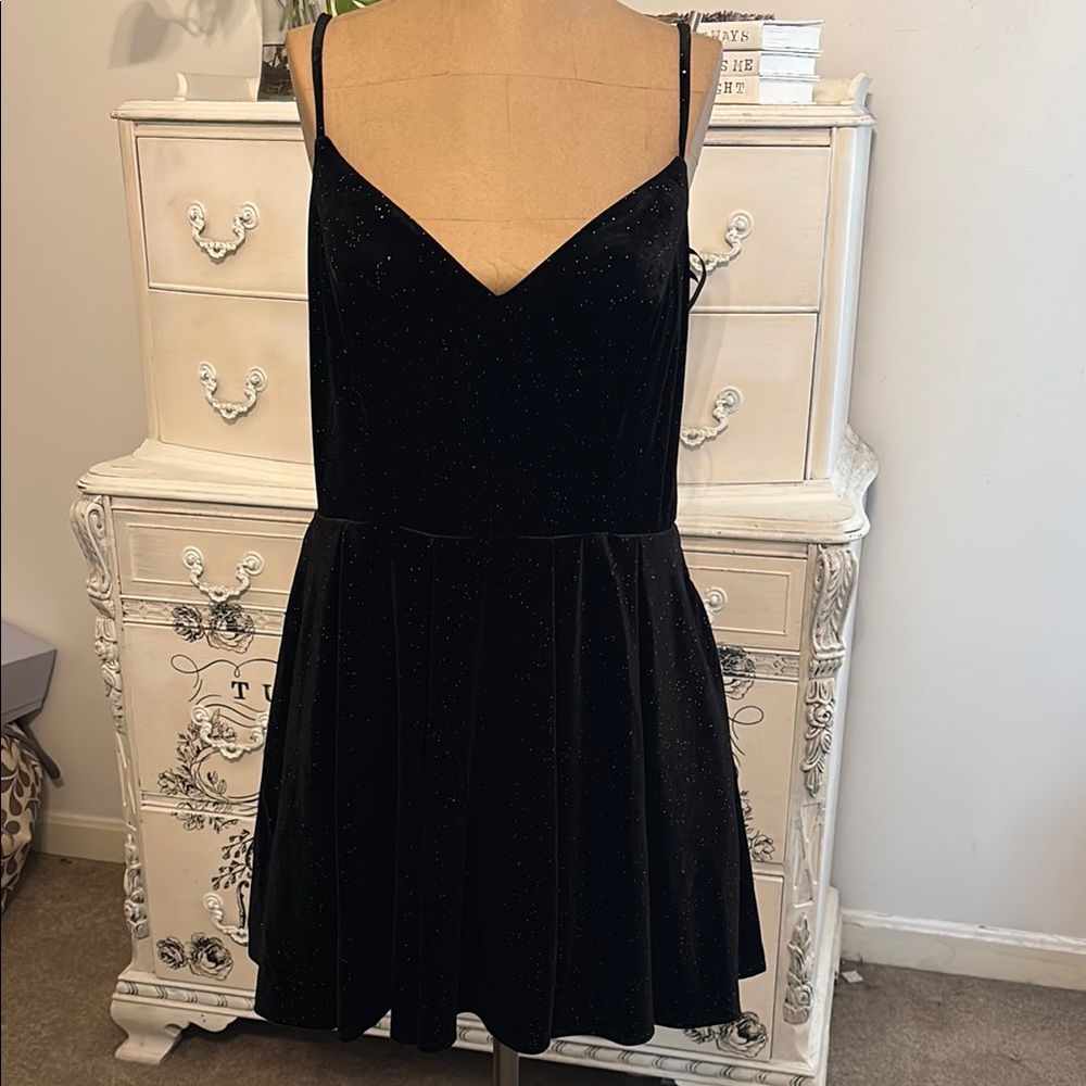Windsor Elegant Black Dress with Sparkles Throughout